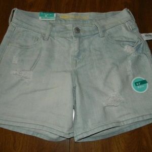 Old Navy Boyfriend 0 Light Wash Shorts NWT